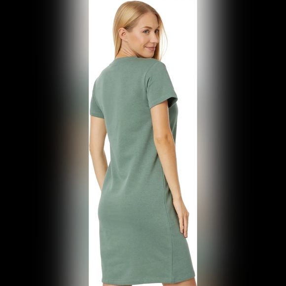 NWT - PUMA Essentials Logo Dress Size Lg - Picture 4 of 12